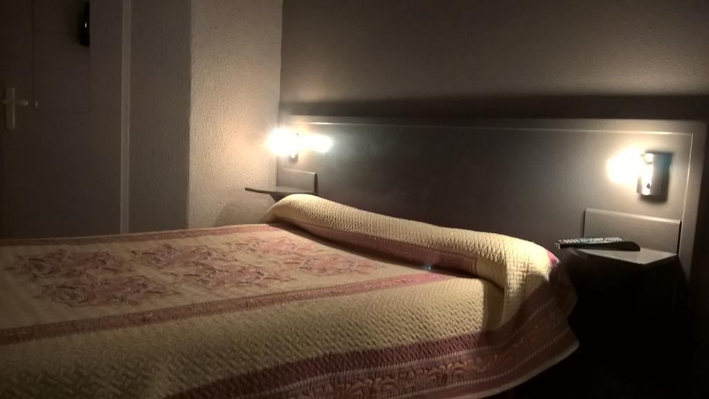 Riv'Hotel Maleville Zimmer foto